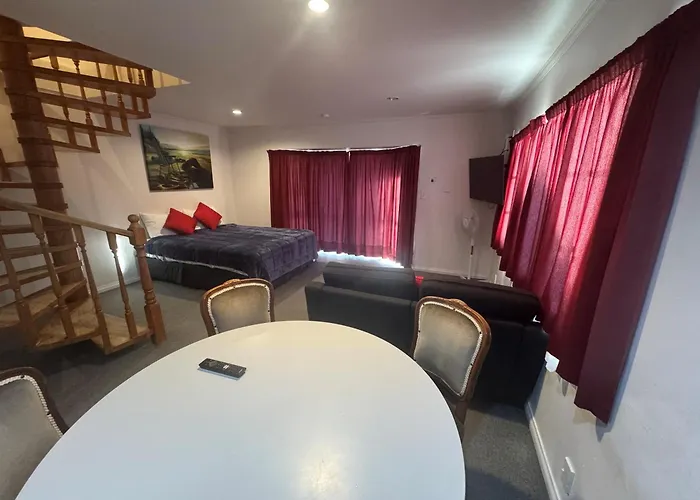 Settlers Motor Lodge